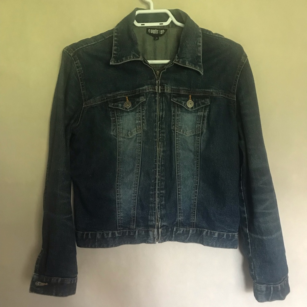 Vintage Jean jacket 🧥 size 2